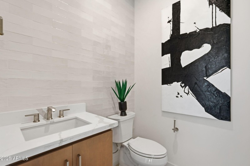 41-web-or-mls-041_ListerPros