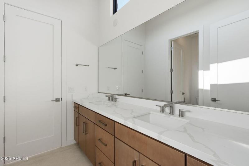 45-web-or-mls-045_ListerPros