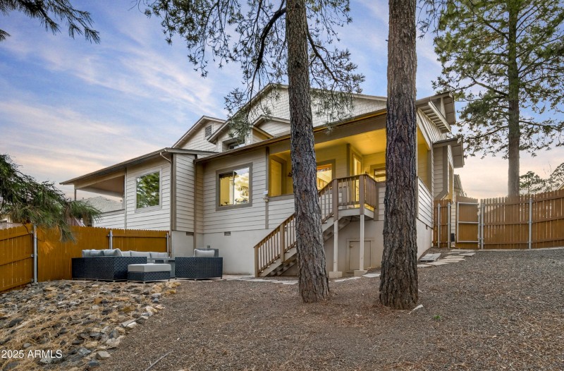 1128 N Flowing Springs Trl