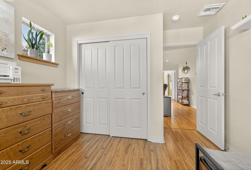 1128 N Flowing Springs Trl