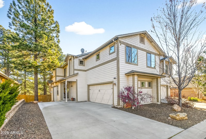 1128 N Flowing Springs Trl