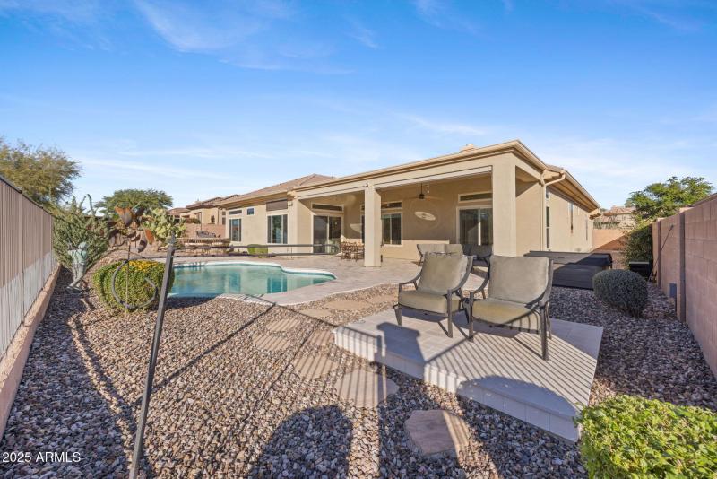 40406 N HAWK RIDGE TRL