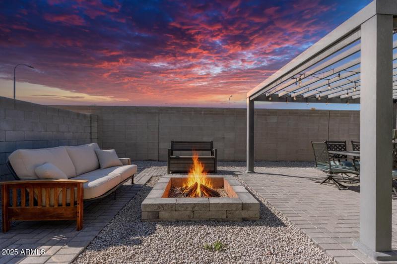 Firepit Staged Sky