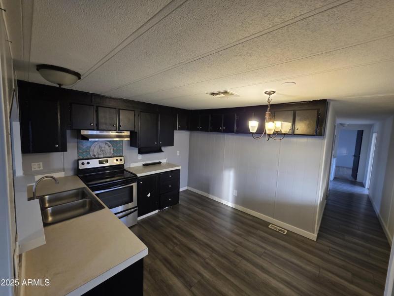 cb2fe5c6-0143-499c-83bd-cb87486fd5f0