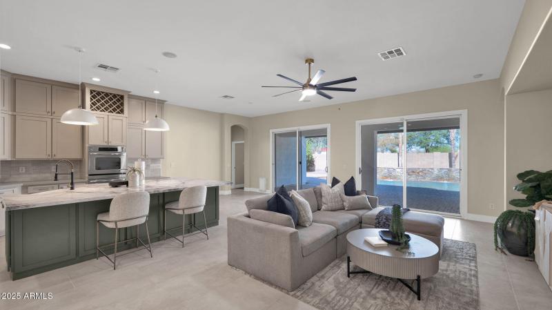 32-web-or-mls-P1276533