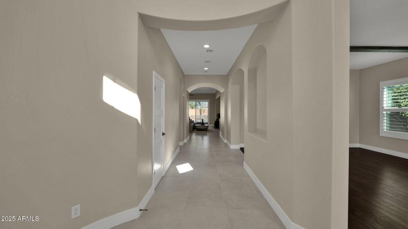 25-web-or-mls-P1276393