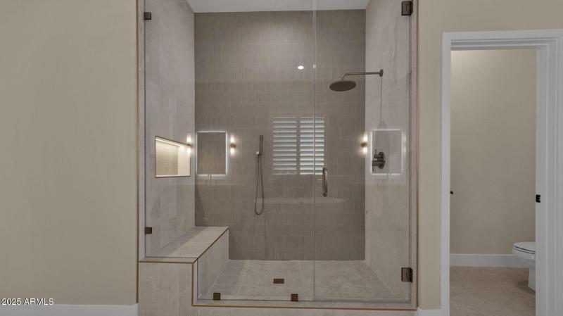 51-web-or-mls-P1276616