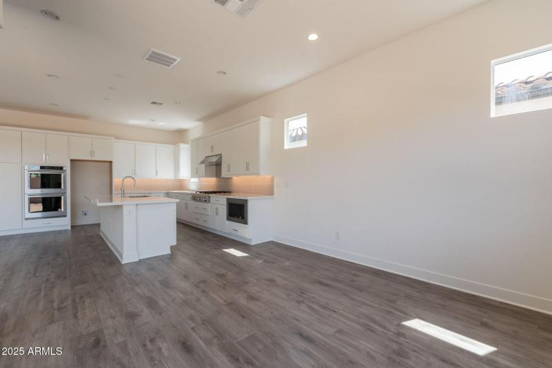 15-web-or-mls-Carlisle-15