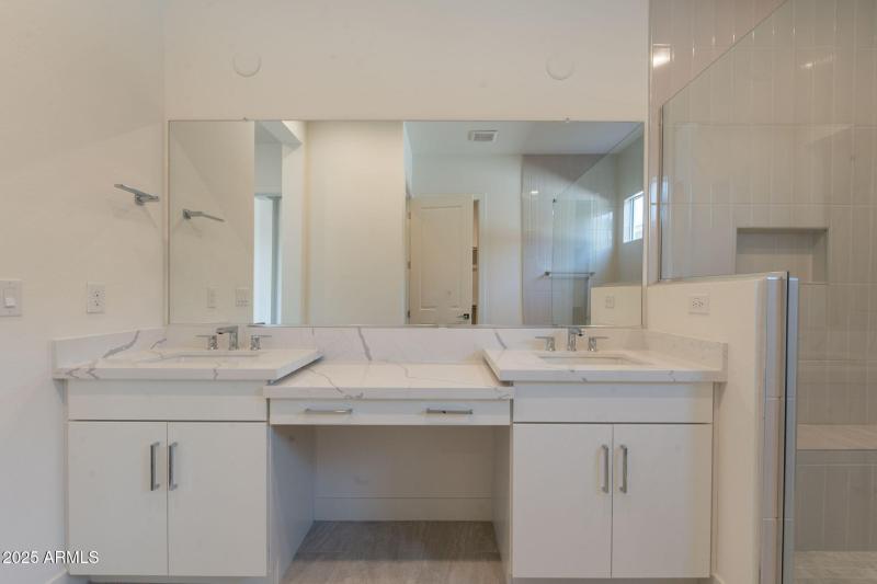 37-web-or-mls-Carlisle-37