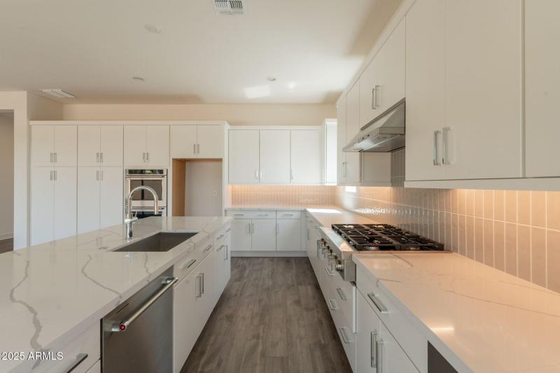 22-web-or-mls-Carlisle-22