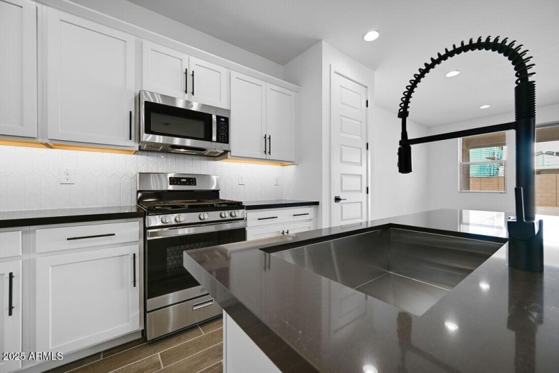 17628 W Georgia Avenue - Ready Now!