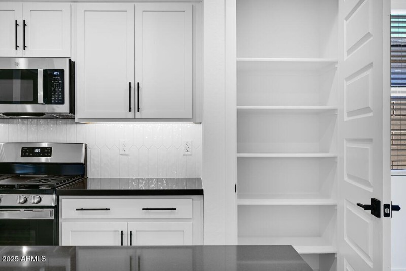 17628 W Georgia Avenue - Ready Now!