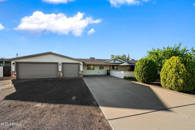 6 Car Pass-through Garage