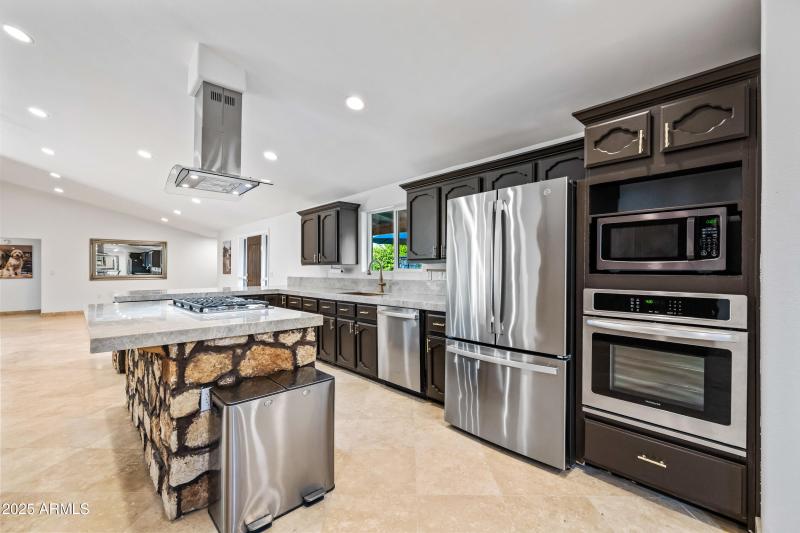 15220 New Fridge & Dishwasher