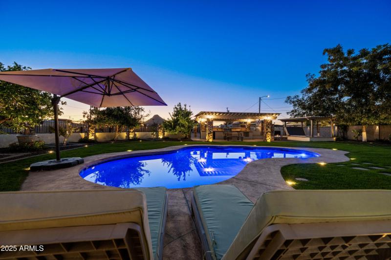 28-15220N27S-ocupix-TWI-