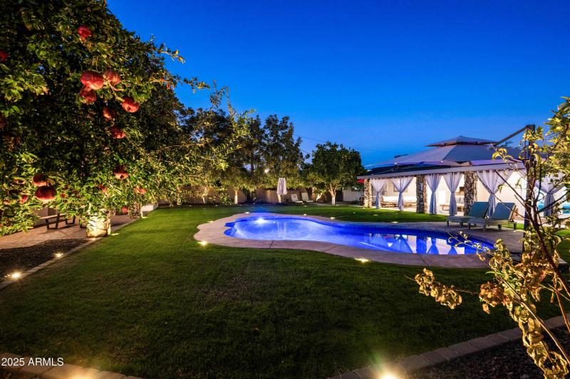 44-15220N27S-ocupix-TWI-