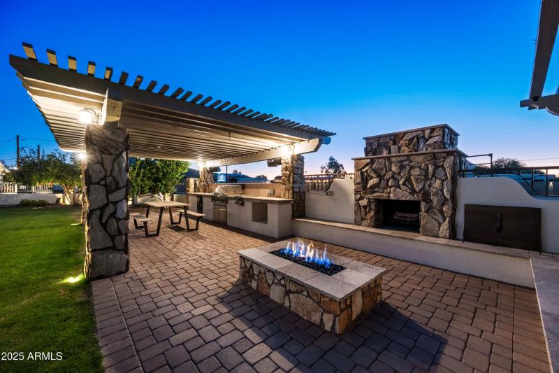 50-15220N27S-ocupix-TWI-