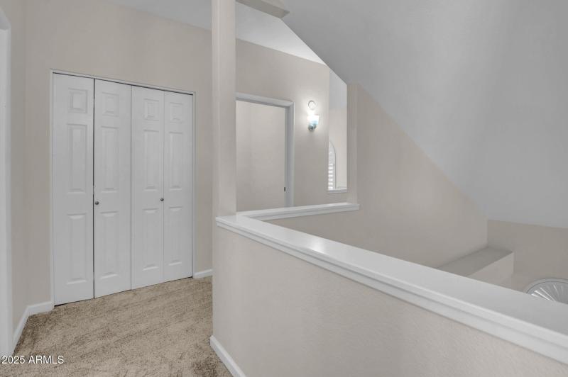 16-web-or-mls-12048 N 40th Way-16