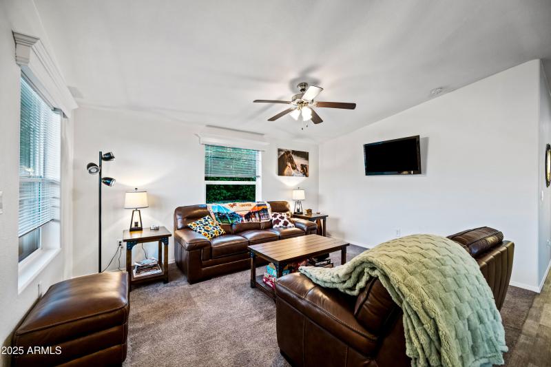 117-15220N27S-ocupix-