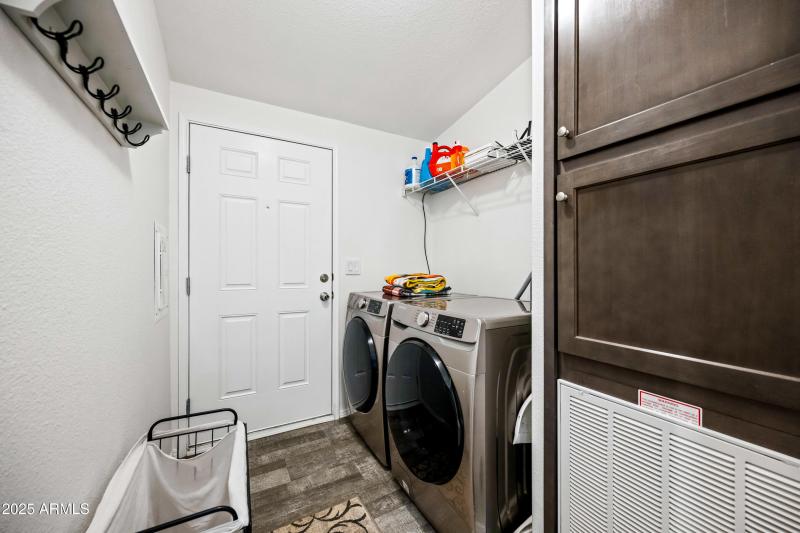 128-15220N27S-ocupix-