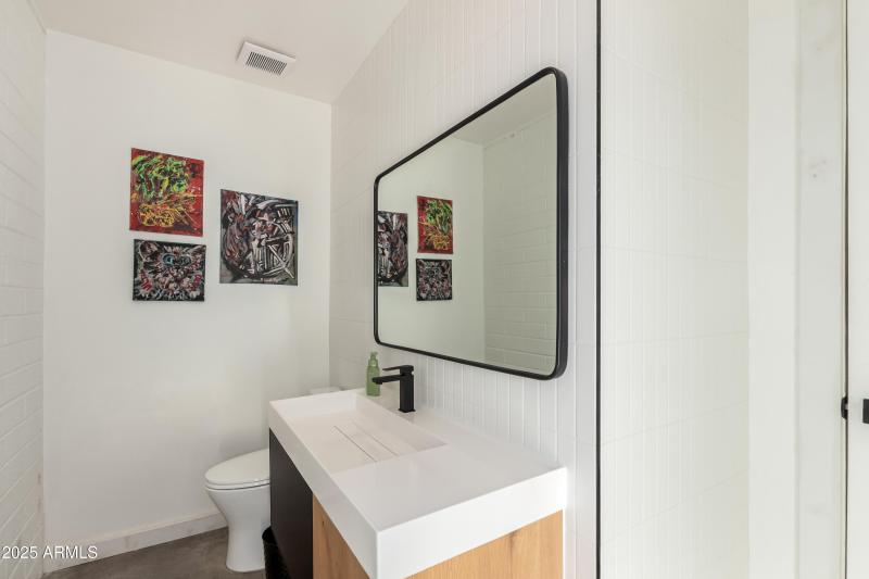 Outdoor Pool bathroom