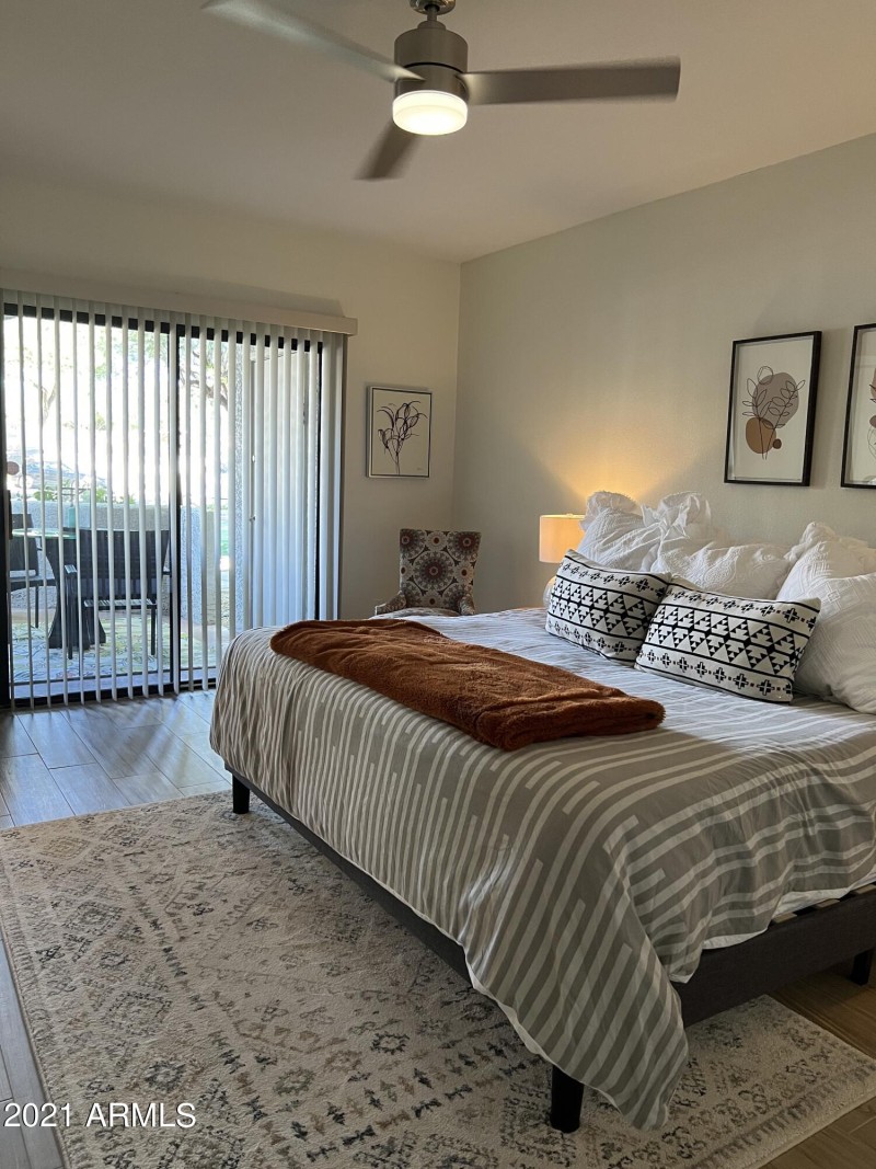 Master Bedroom-King Bed