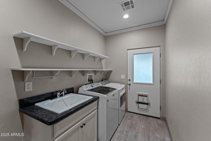 4045 Black Mountain Rd