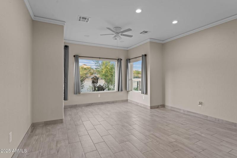 4045 Black Mountain Rd