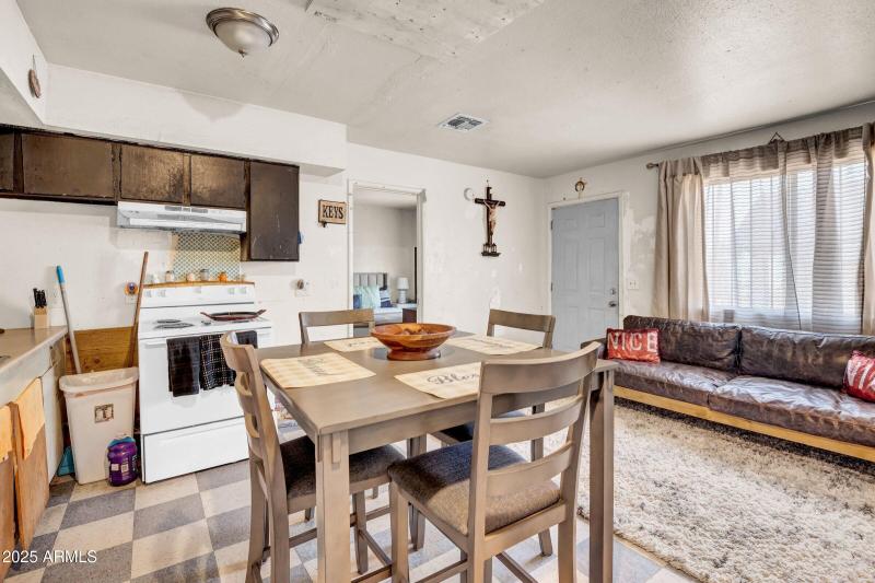 16-custom-1123 W Fillmore St-16