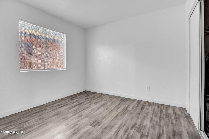 13-custom-1123 W Fillmore St-13