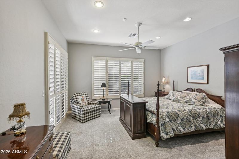 18-web-or-mls-N Golf Crest Rd-S0911-018