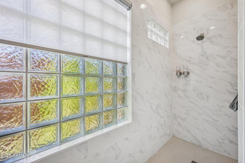 23-web-or-mls-N Golf Crest Rd-S0911-023