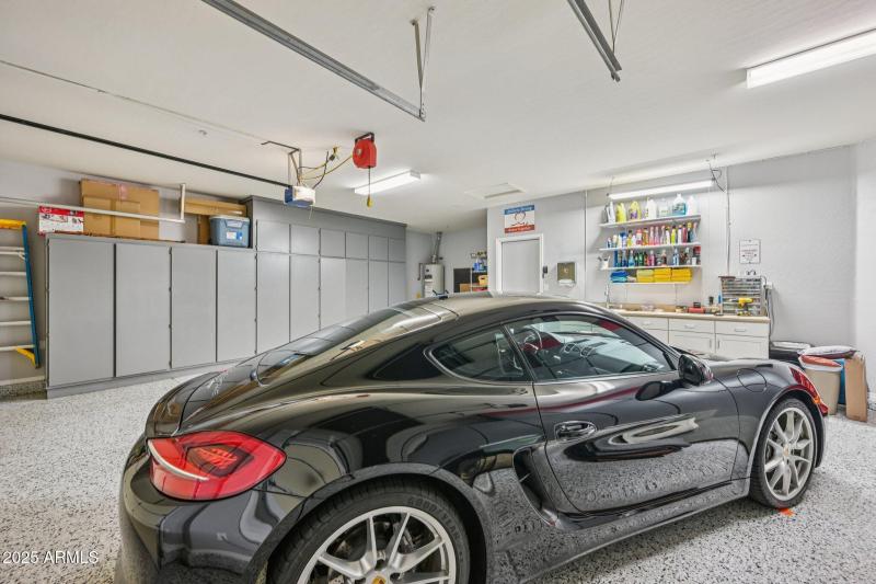 32-web-or-mls-N Golf Crest Rd-S0911-032