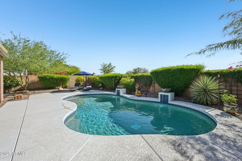 38-web-or-mls-N Golf Crest Rd-S0911-038