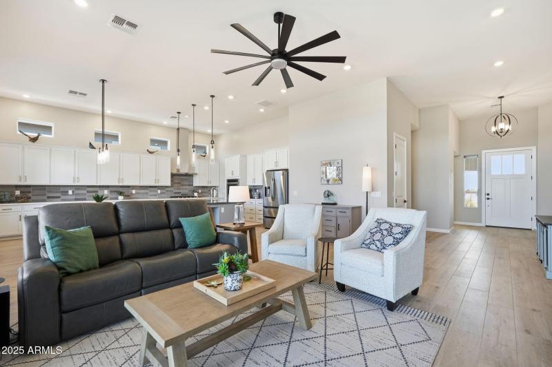 7-web-or-mls-012_ListerPros