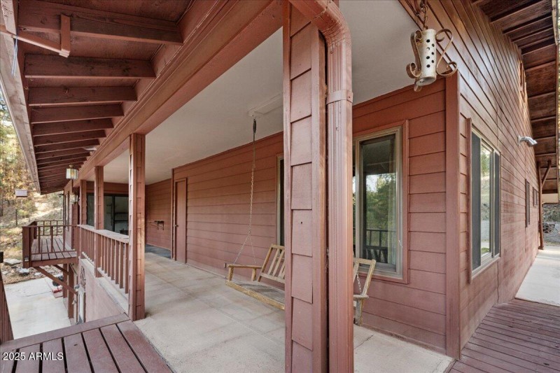 04-Front Deck