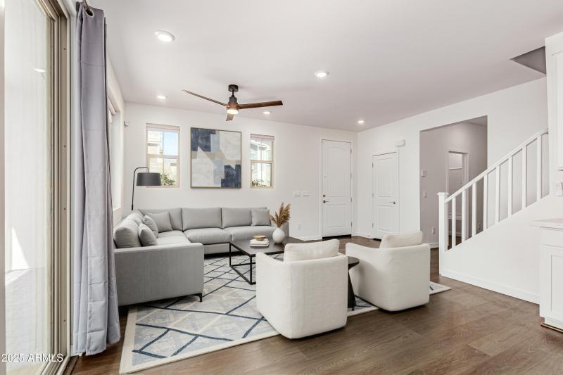 Family Room (staged)