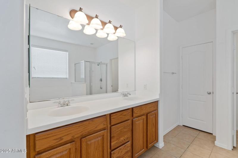 2 Interiors-16 (Large)