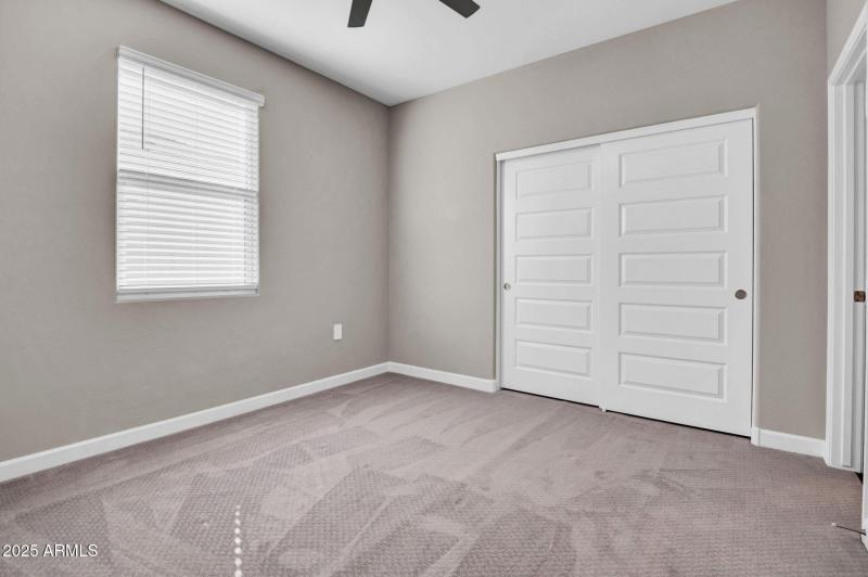 23-web-or-mls-36941 N Aleutian Dr-23