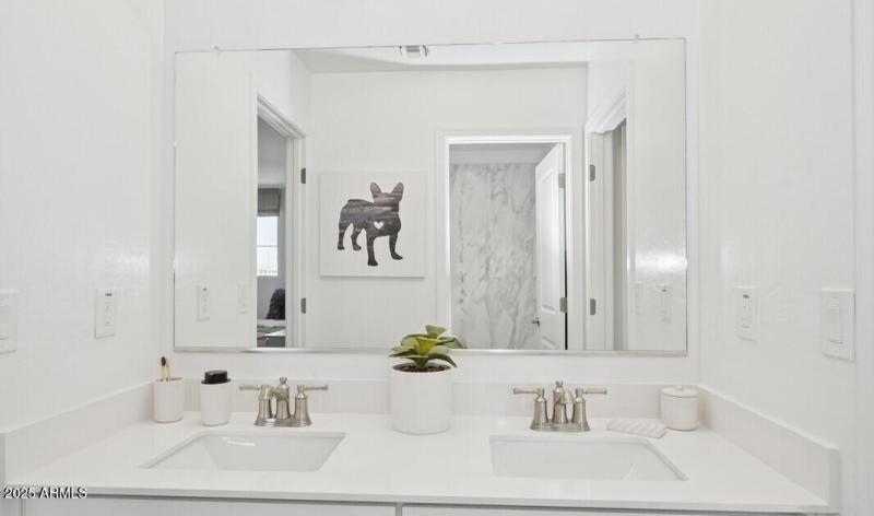 173092_Manor at Legacy Place_Hampton_Hal