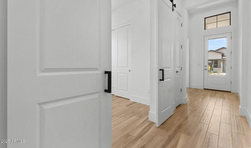 FSVV Villas Lot #70 Foyer (2) (Large)