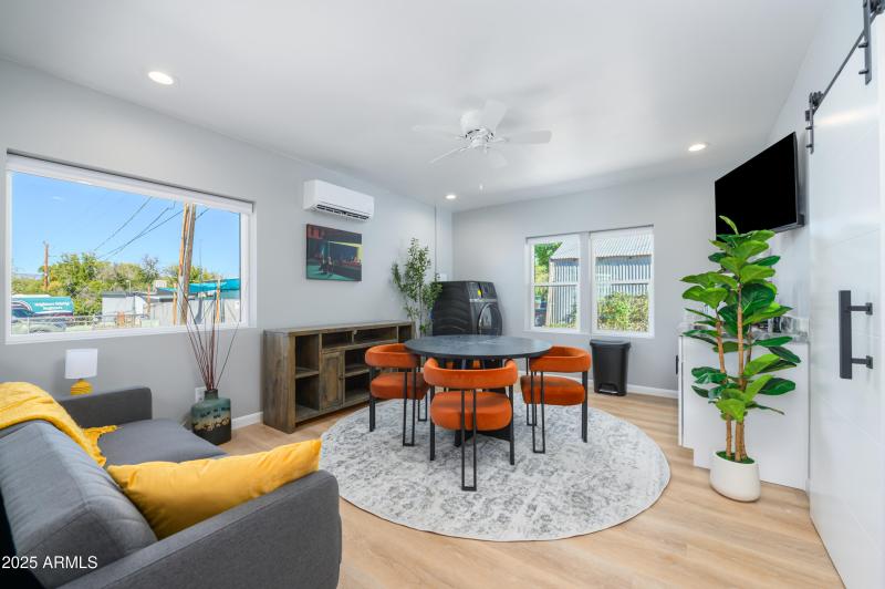 107 E Pinal Street-4