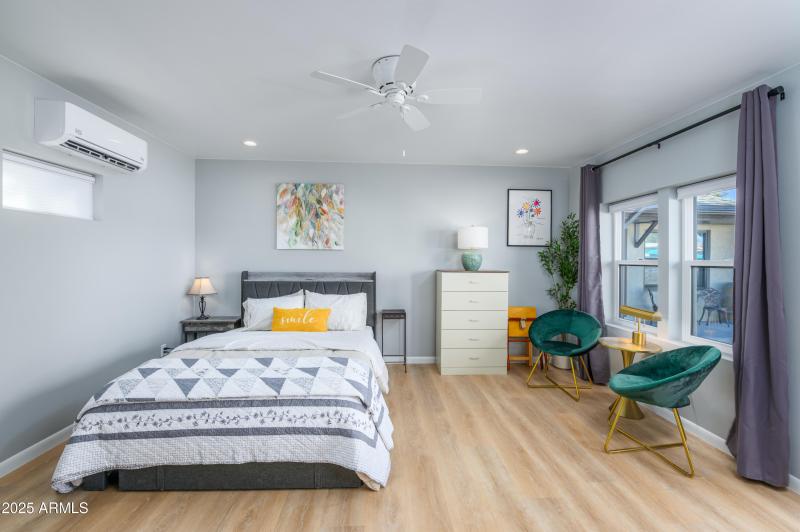 107 E Pinal Street-11