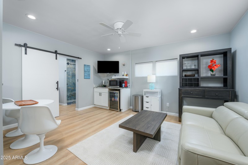 107 E Pinal Street-8