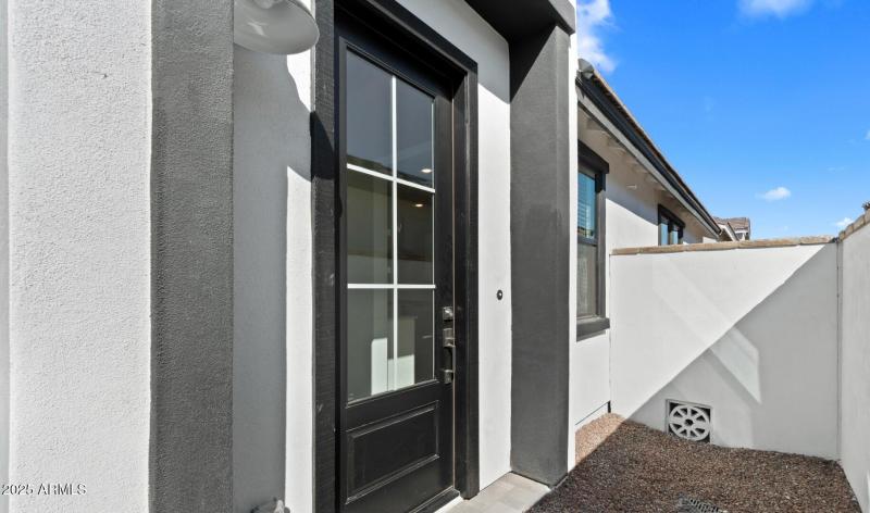 FSVV Cottages Lot #72 Entryway (Large)