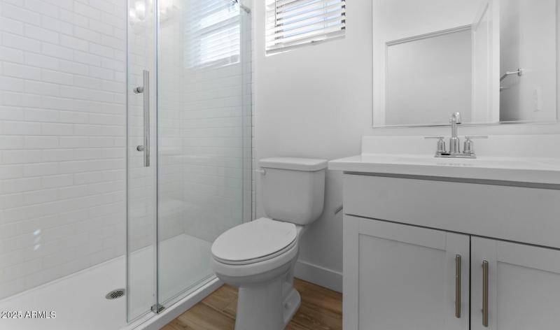 FSVV Cottages Lot #72 Hall Bath (Large)