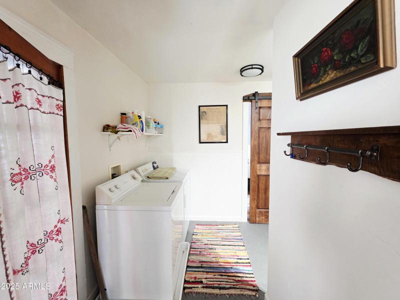 Laundry room entrance from kitchen