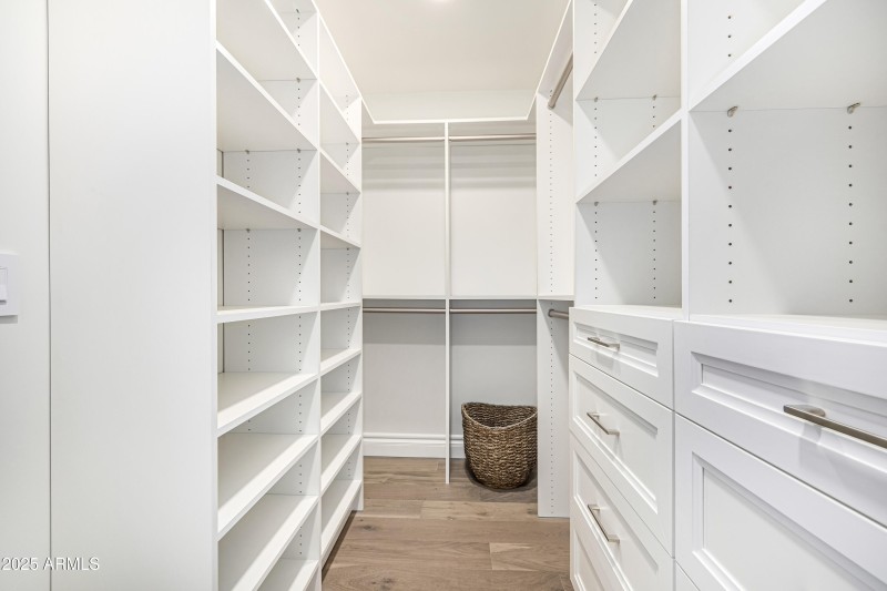 Walk-in Closet