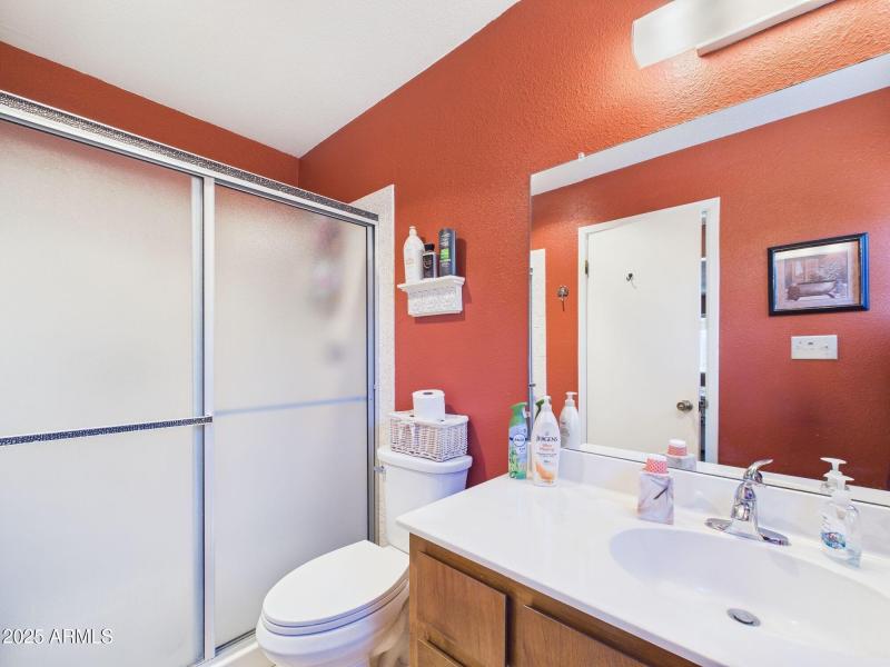 18-web-or-mls-CAM03379G0-PR0163-STILL018