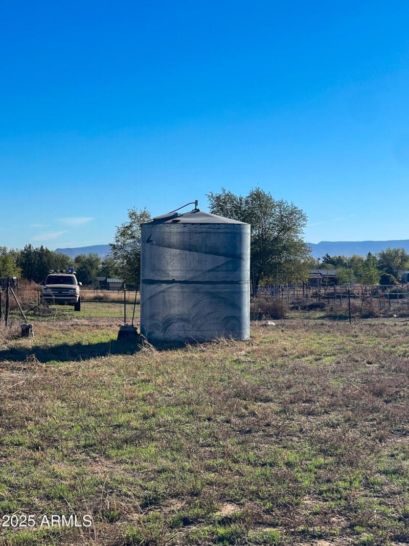 26 Hauled Water Tank
